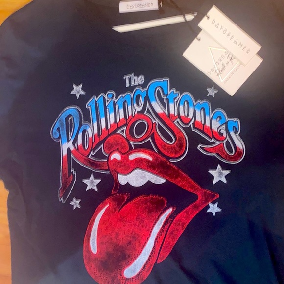 🖤✨HOST PICK✨🖤✨🎲🖤BNWT🖤🎲DAYDREAMER ROLLING STONES TEE🎲🖤M🖤🎲 USA🖤🎲 - Picture 3 of 9
